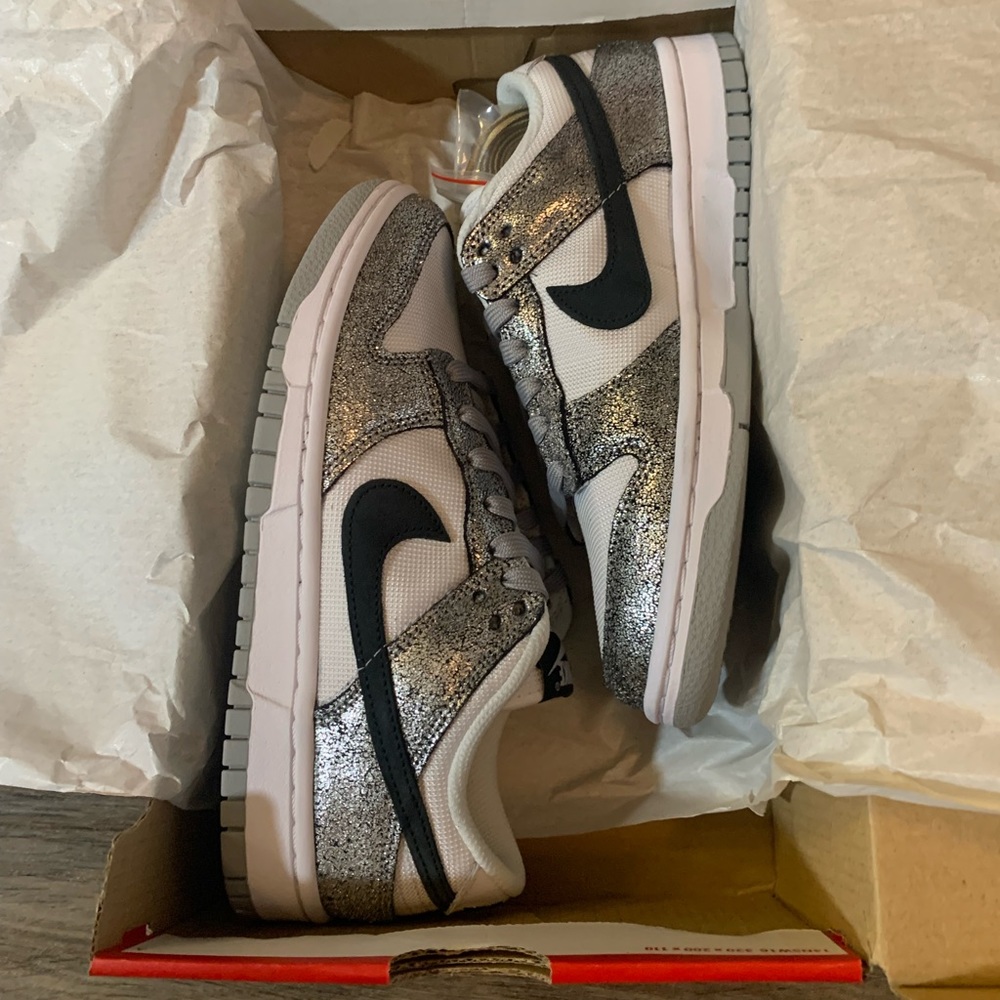 Nike Dunk Low Golden Gals Metallic Silver Women’s Shoes US SIZE 7.5